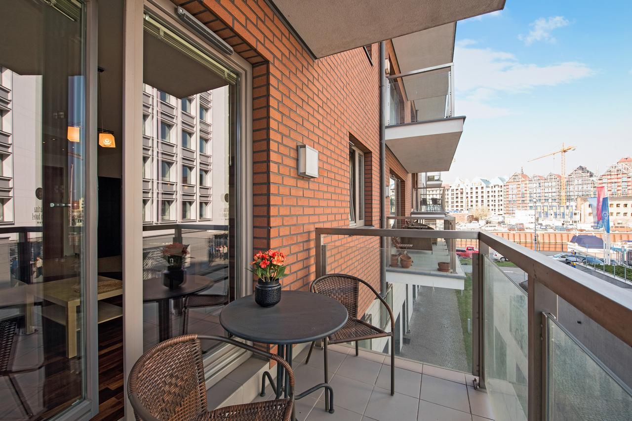 Waterlane Pool & Gym Apartments Gdansk Luaran gambar